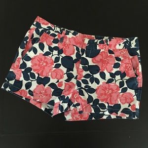 GAP KHAKIS CHINO SHORTS